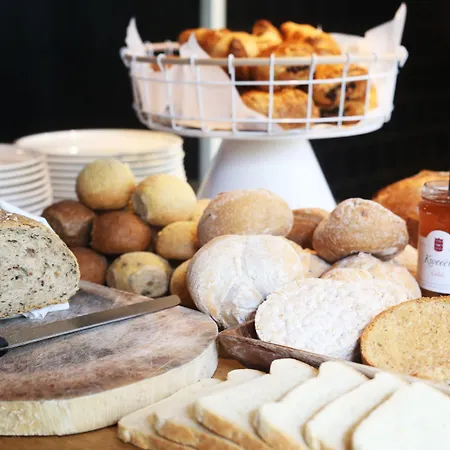 Conscious Vondelpark Hotel Amsterdam