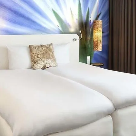 Conscious Vondelpark Otel 3*