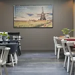 Conscious Vondelpark 3*