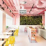 Conscious Vondelpark Hotel