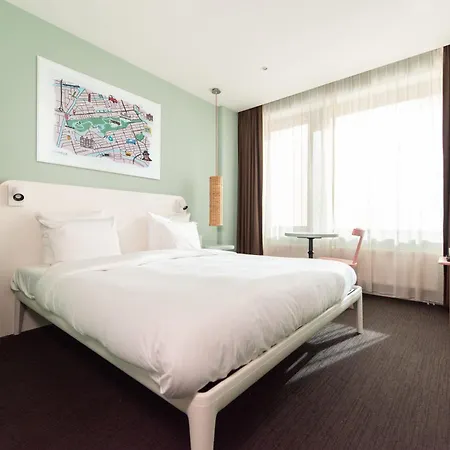 Conscious Vondelpark Hotell 3*