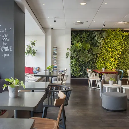 Conscious Vondelpark Hotell 3*