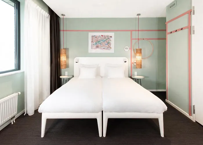 Conscious Vondelpark Hotel