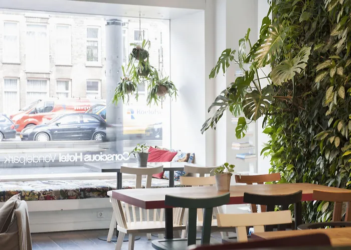 Отель Conscious Vondelpark