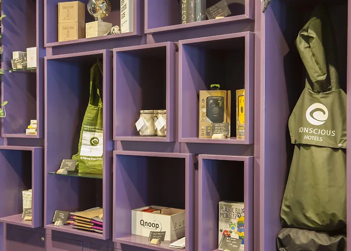 Conscious Vondelpark Отель