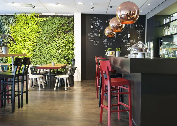 Conscious Vondelpark Hotel