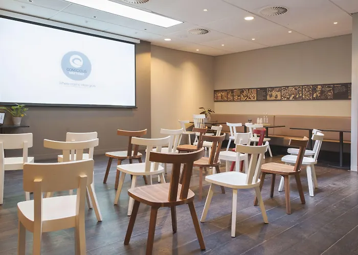 Conscious Vondelpark 3*