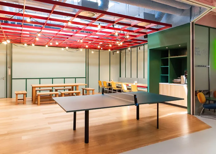 Conscious Vondelpark Отель 3*