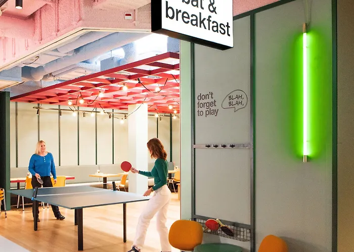 Отель Conscious Vondelpark