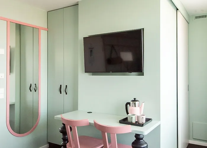 Отель Conscious Vondelpark Амстердам