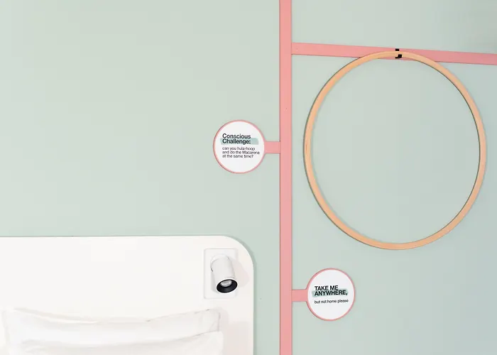 Отель Conscious Vondelpark