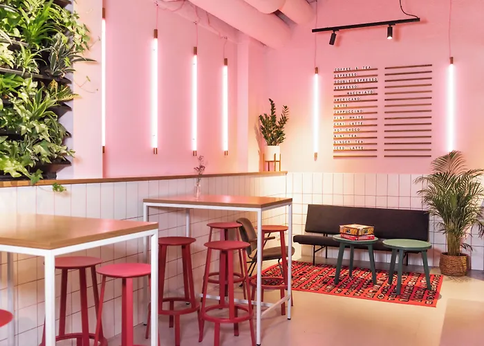 Отель Conscious Vondelpark 3*